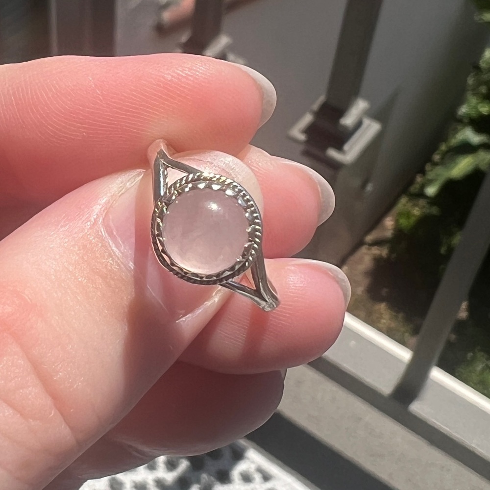 Rose Quartz - Sterling Silver Ring